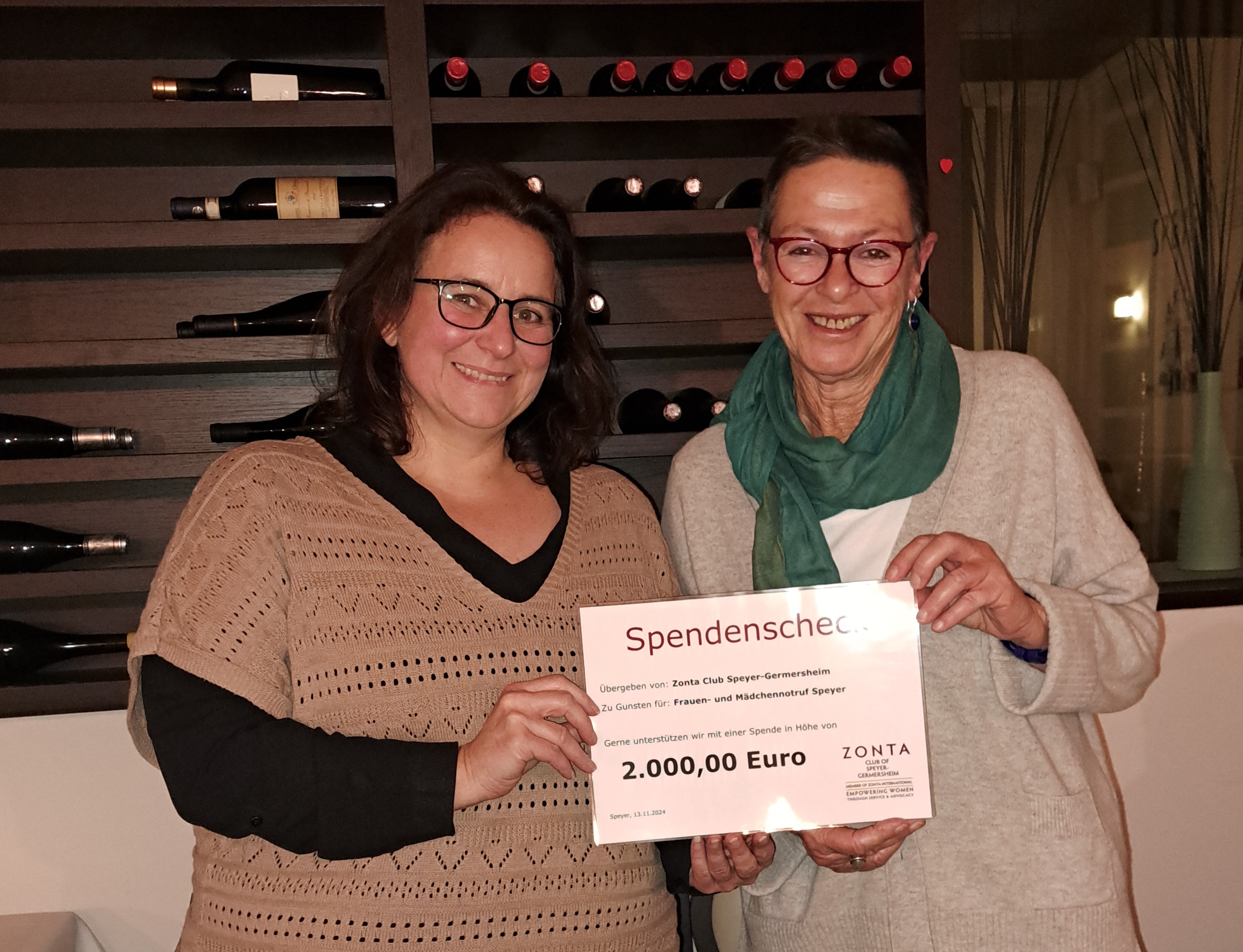Foto von der Spendenübergabe